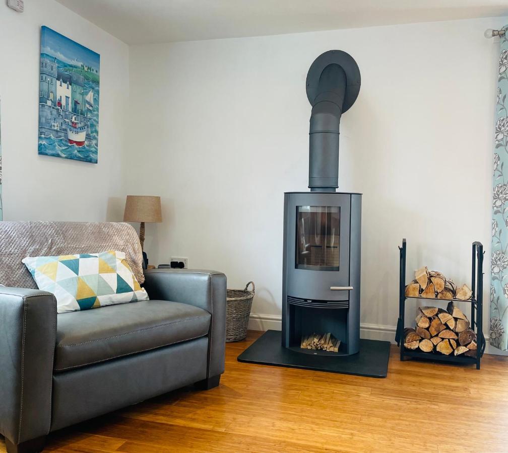 Sunny Corner, Padstow. Spacious 3 Bedrooms, 2.5 Bathrooms, Parking, Garden. Bagian luar foto