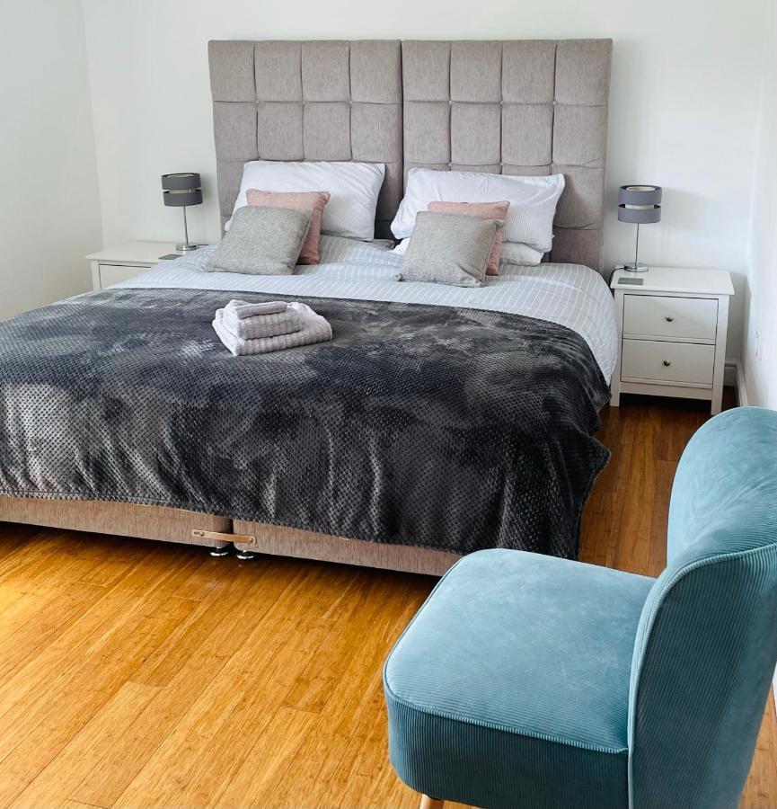 Sunny Corner, Padstow. Spacious 3 Bedrooms, 2.5 Bathrooms, Parking, Garden. Bagian luar foto