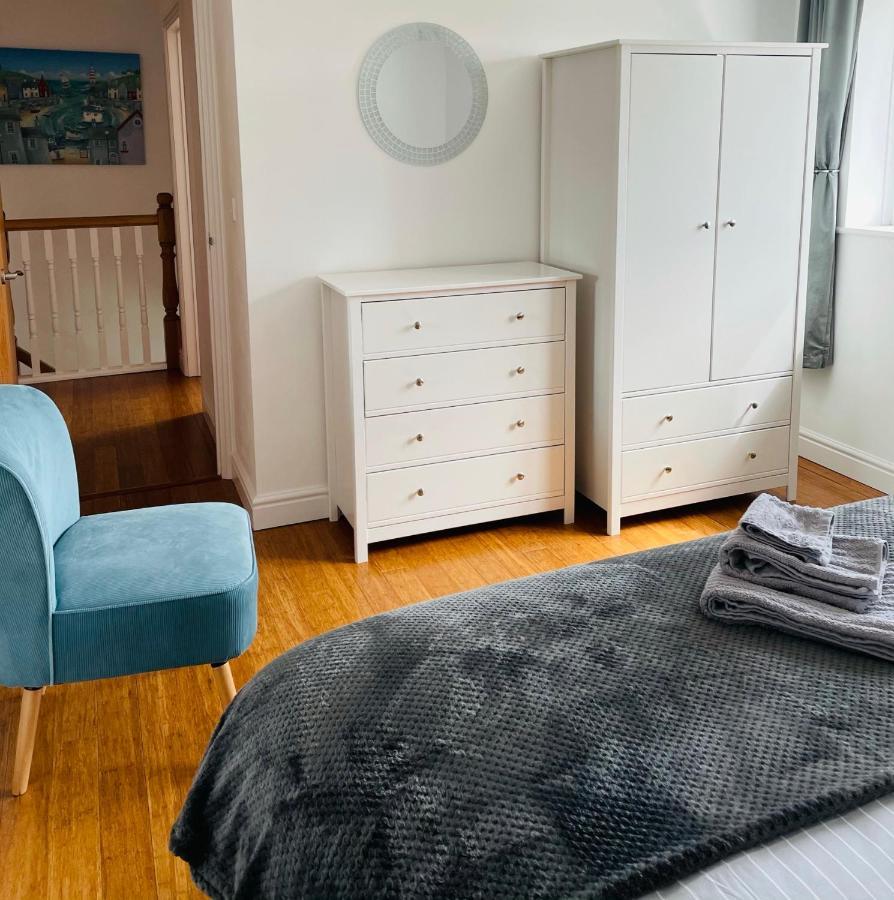 Sunny Corner, Padstow. Spacious 3 Bedrooms, 2.5 Bathrooms, Parking, Garden. Bagian luar foto