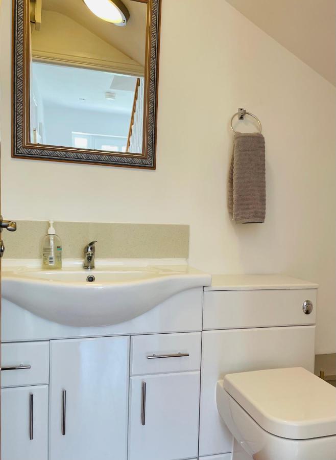 Sunny Corner, Padstow. Spacious 3 Bedrooms, 2.5 Bathrooms, Parking, Garden. Bagian luar foto